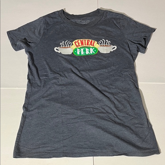 FRIENDS Tops - Friends Central Perk Love Tribe Womens Medium T-Shirt Tee